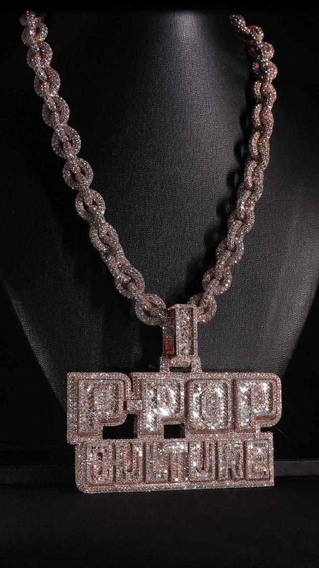 Frame 08 from P-Pop Culture — Pendant assembly